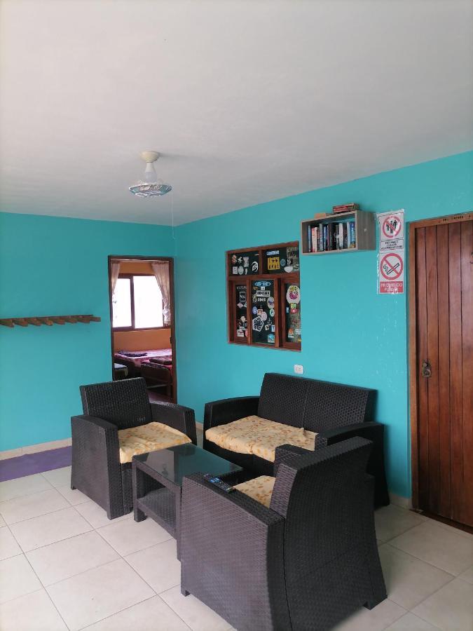Hospedaje Restaurante El Hombre Puerto Chicama Εξωτερικό φωτογραφία
